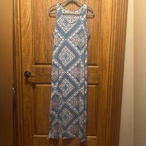 Chic Blue and Pink Geometric Maxi Dress